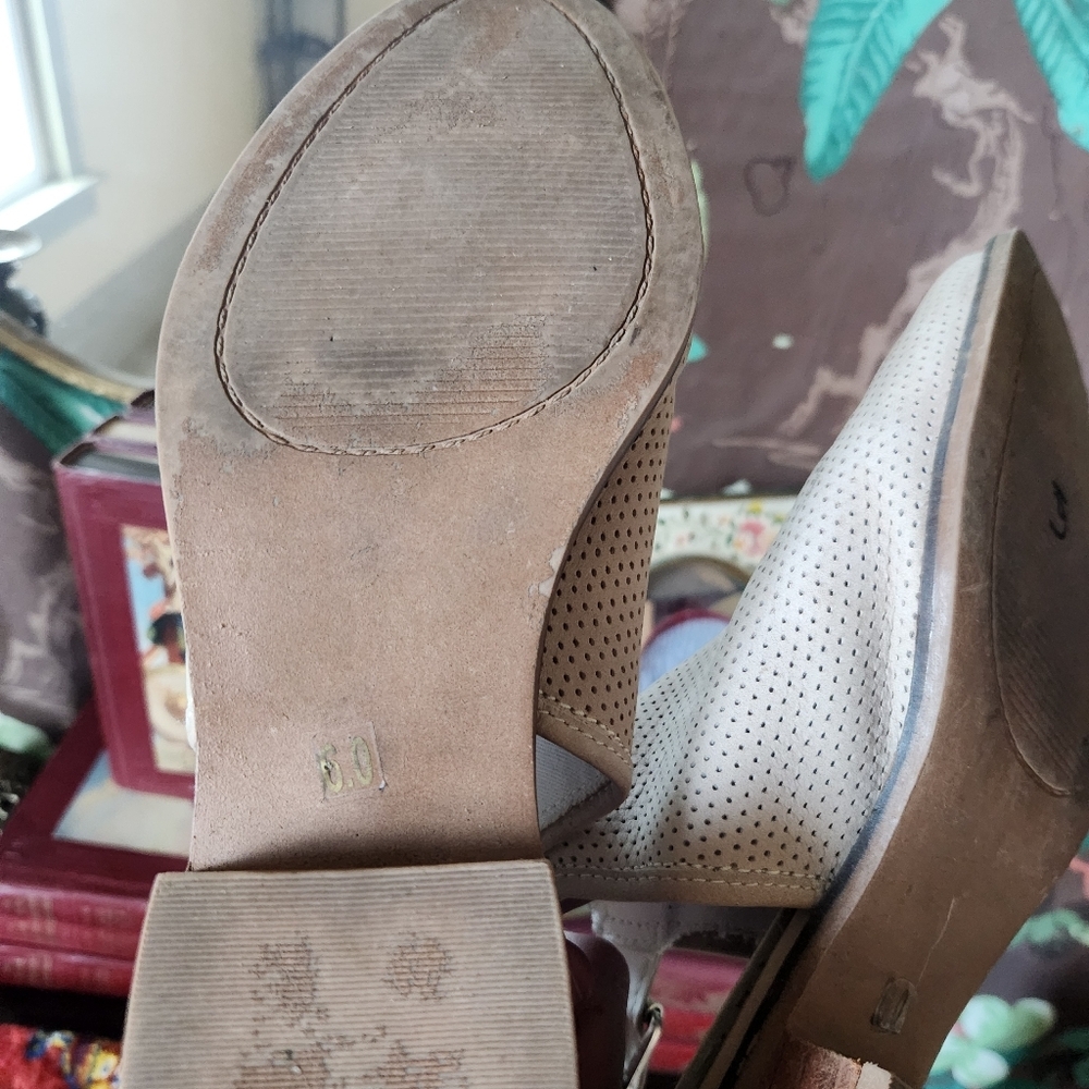 STEVEN by Steve Madden “Cirsi” Perforated Ankle Booties – Women’s 6M - Picture 13 of 14